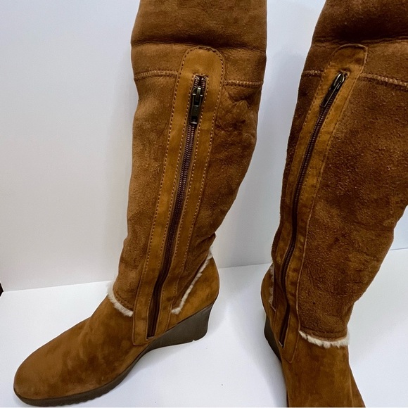 UGG Women's Sandra S/N 5449 Tan Leather Shearling Tall Wedge Boots Size 8 - Picture 10 of 16